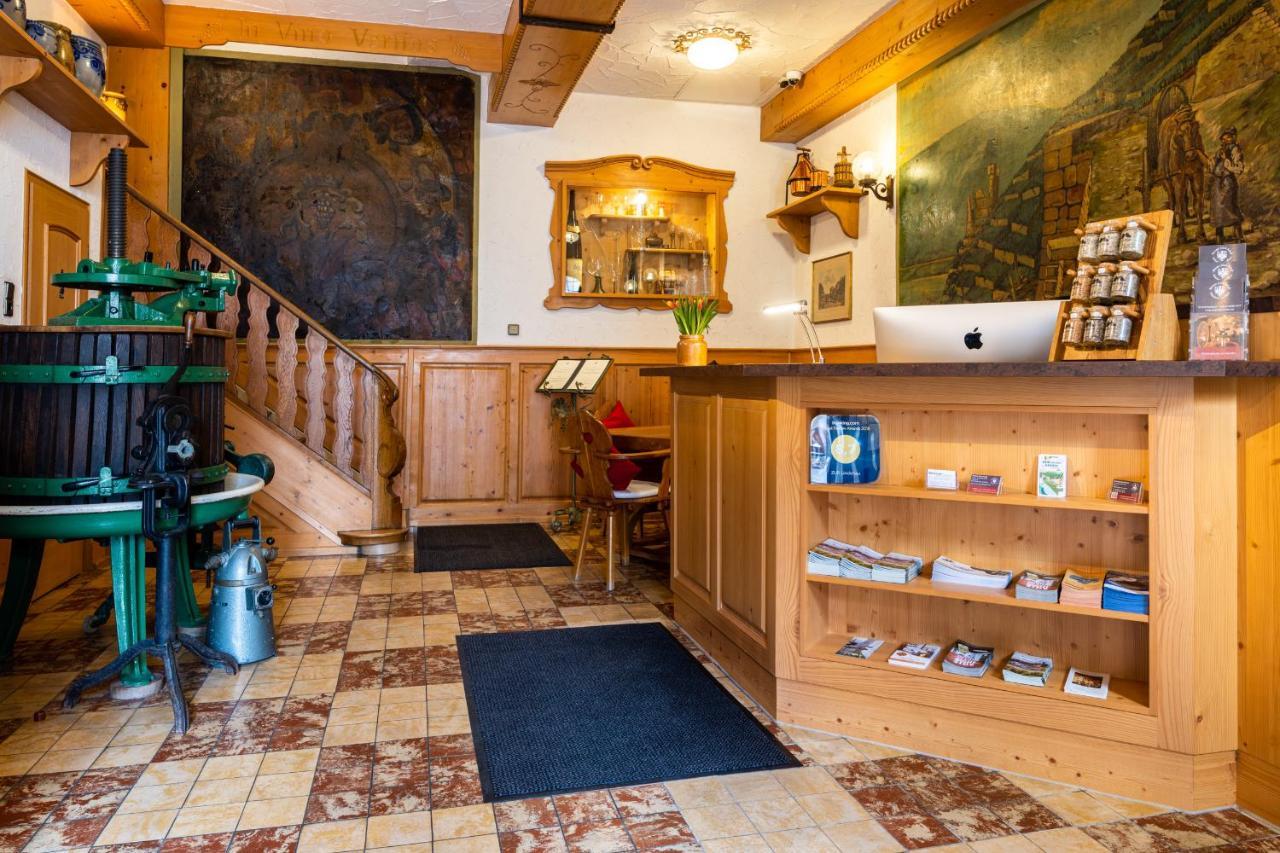 Zur Lindenau 3* Rüdesheim am Rhein