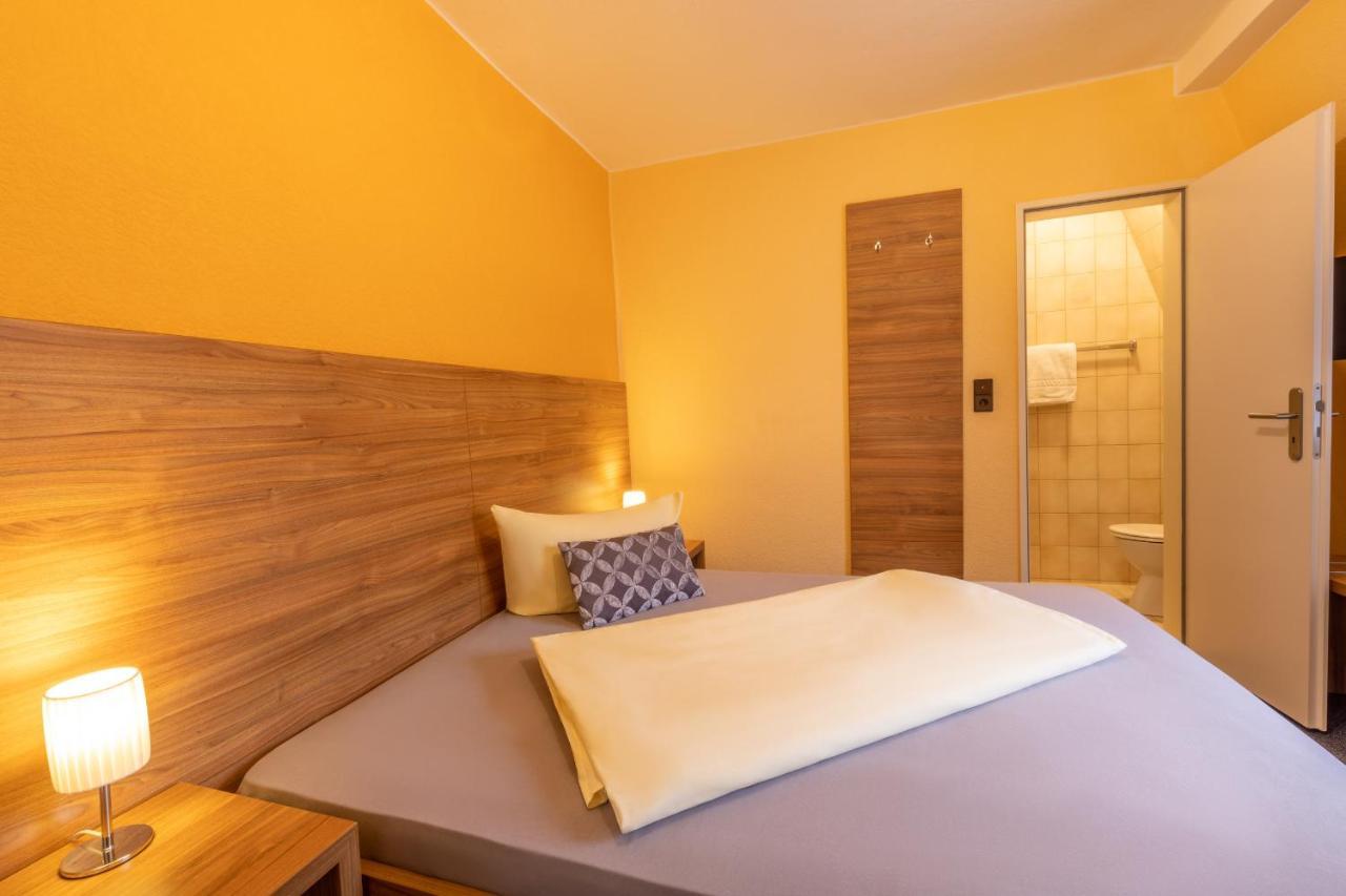 Zur Lindenau 3* Rüdesheim am Rhein